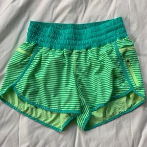 Lululemon blue green stripe athletic shorts 10